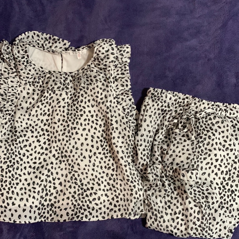 TCEC Jogger set w/draw-string & pockets size M. Top, size L